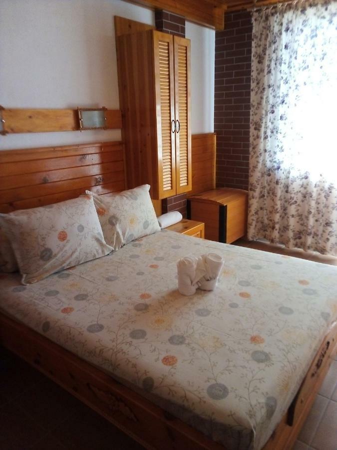 Doctor'S House Hotel Sinemoretz Bagian luar foto